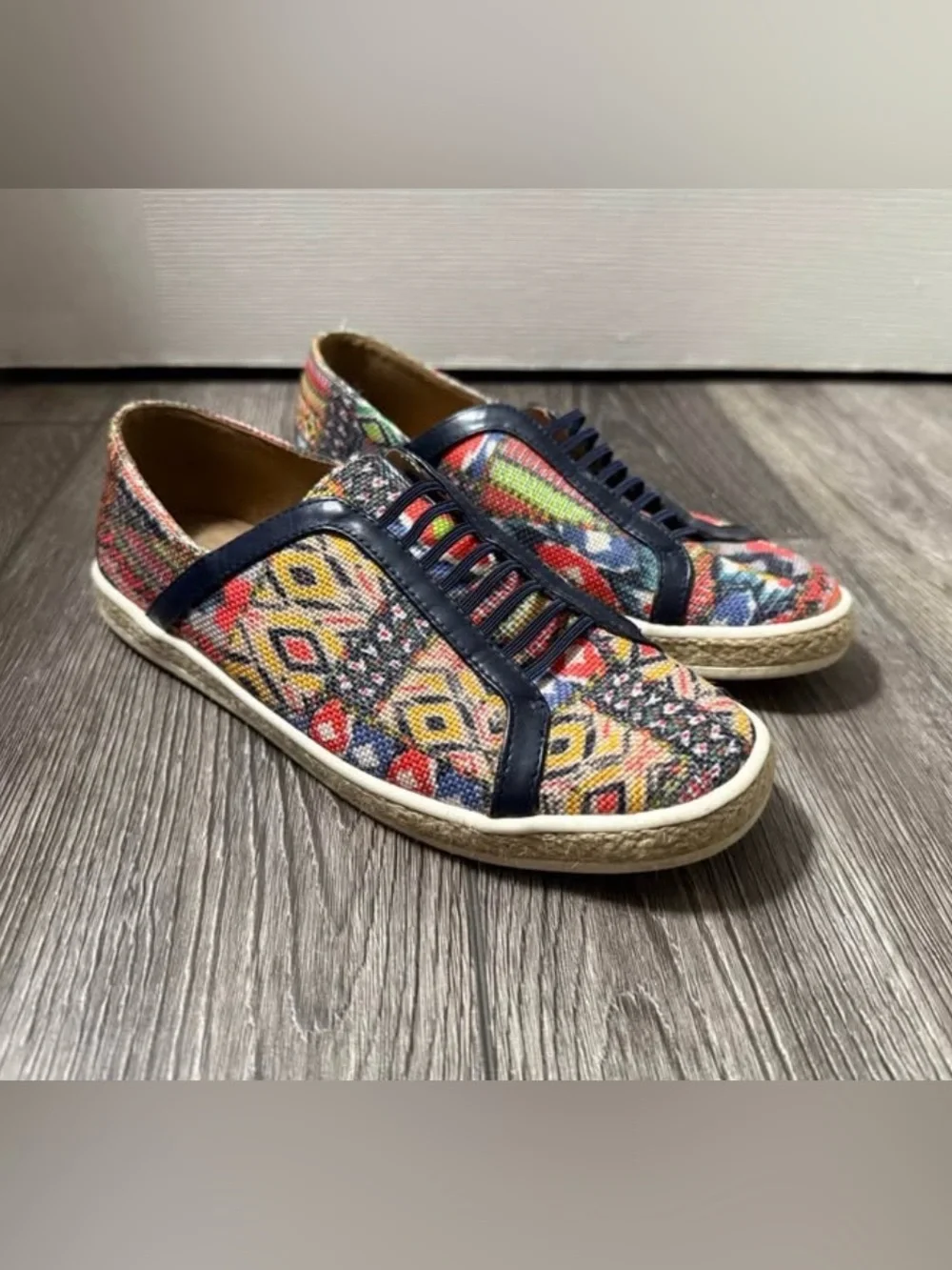 Aerosoles Multicolor Slip-On Sneakers Women’s Size 7.5M